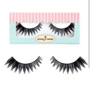 House of Lashes Feline False Lashes